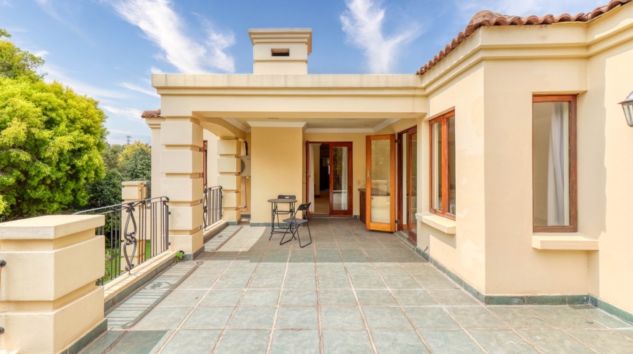 5 Bedroom Property for Sale in Dainfern Golf Estate Gauteng