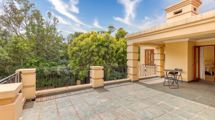 5 Bedroom Property for Sale in Dainfern Golf Estate Gauteng
