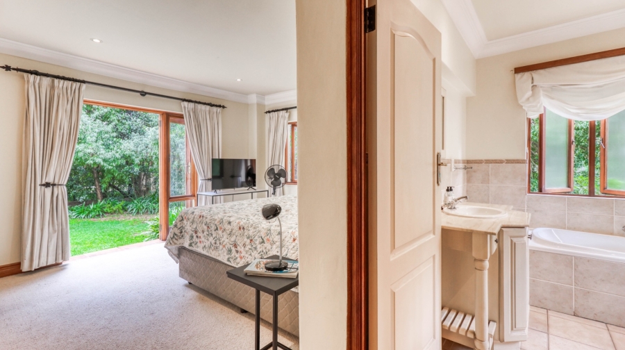 5 Bedroom Property for Sale in Dainfern Golf Estate Gauteng