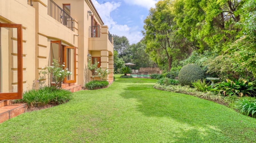 5 Bedroom Property for Sale in Dainfern Golf Estate Gauteng