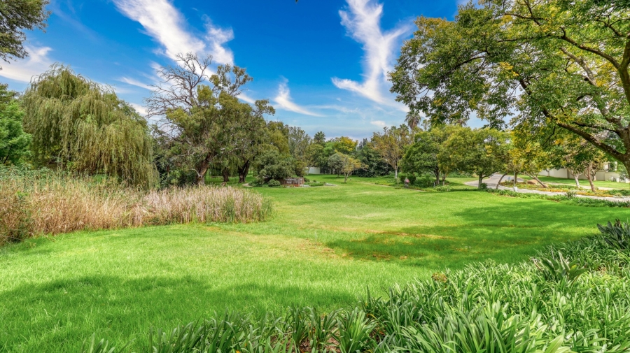 5 Bedroom Property for Sale in Dainfern Golf Estate Gauteng