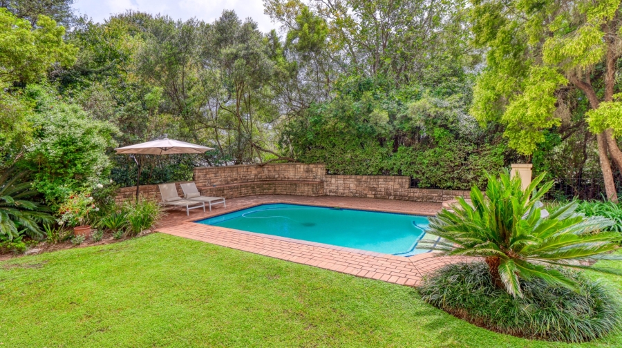 5 Bedroom Property for Sale in Dainfern Golf Estate Gauteng