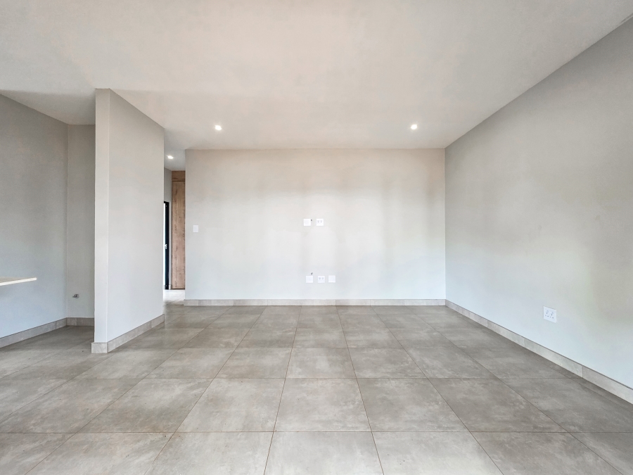 2 Bedroom Property for Sale in Faerie Glen Gauteng