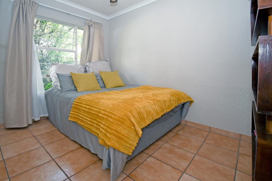 2 Bedroom Property for Sale in Magaliessig Gauteng