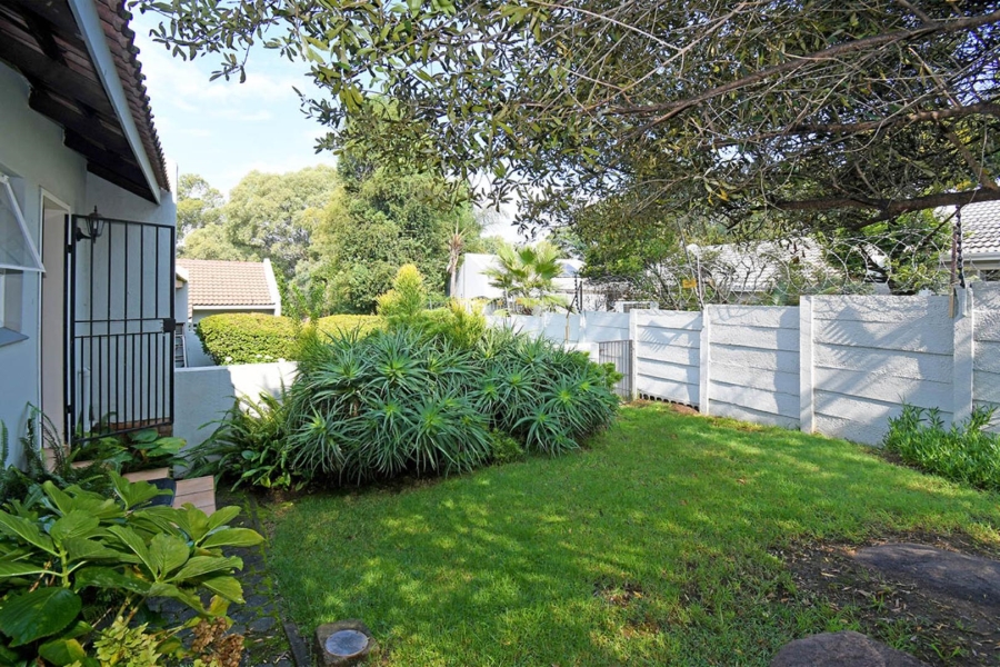 2 Bedroom Property for Sale in Magaliessig Gauteng
