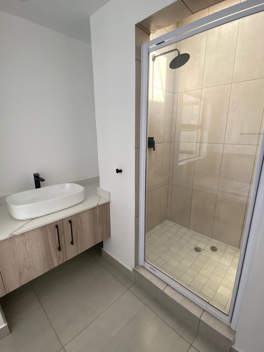 To Let 3 Bedroom Property for Rent in Bryanston Gauteng
