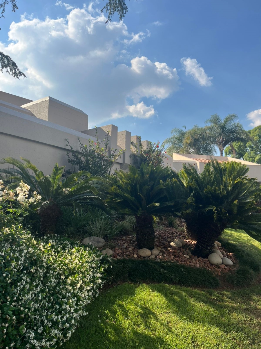 To Let 3 Bedroom Property for Rent in Bryanston Gauteng