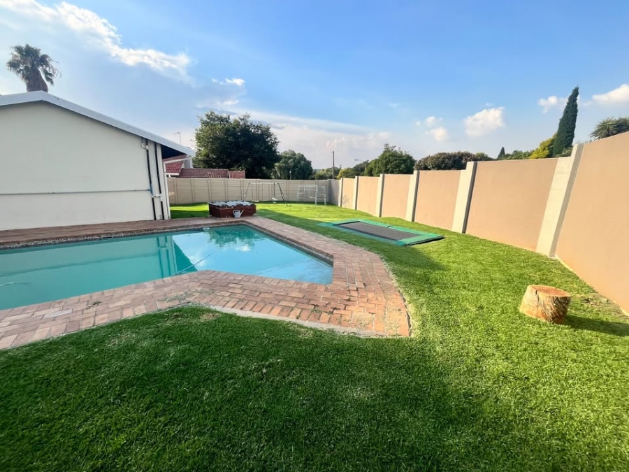 3 Bedroom Property for Sale in Croydon Gauteng