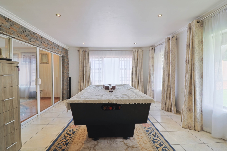 3 Bedroom Property for Sale in Meredale Gauteng