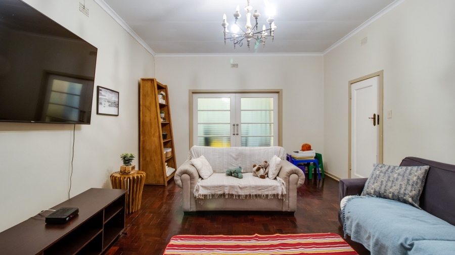 5 Bedroom Property for Sale in Highlands North Gauteng