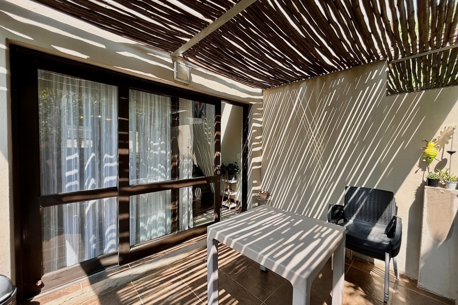 1 Bedroom Property for Sale in Douglasdale Gauteng