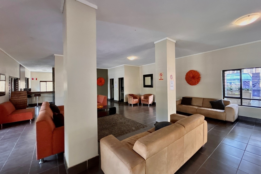 1 Bedroom Property for Sale in Douglasdale Gauteng