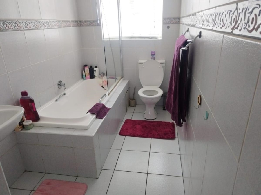 3 Bedroom Property for Sale in Beyers Park Gauteng