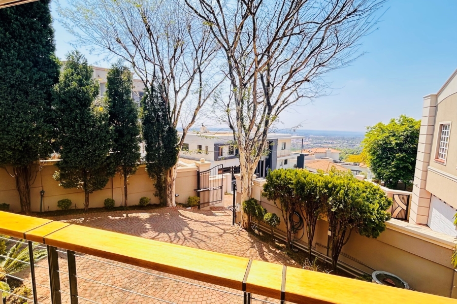 3 Bedroom Property for Sale in Waterkloof Ridge Gauteng