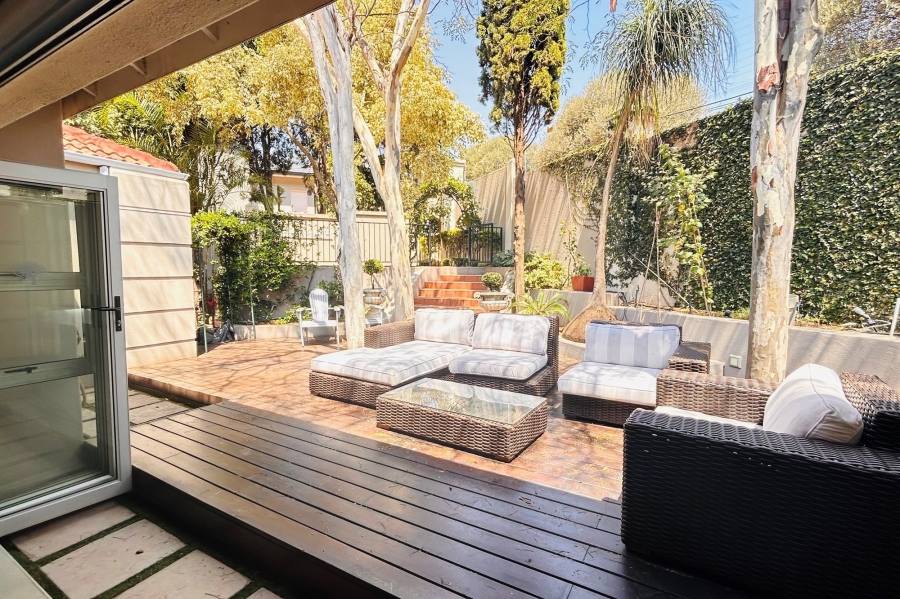 3 Bedroom Property for Sale in Waterkloof Ridge Gauteng