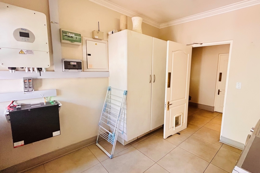 3 Bedroom Property for Sale in Waterkloof Ridge Gauteng