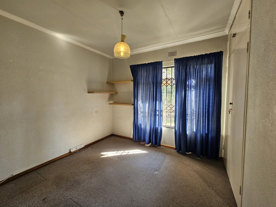 4 Bedroom Property for Sale in Wilro Park Gauteng