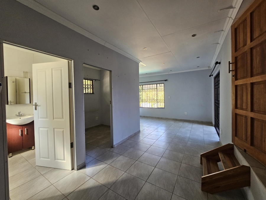 4 Bedroom Property for Sale in Wilro Park Gauteng