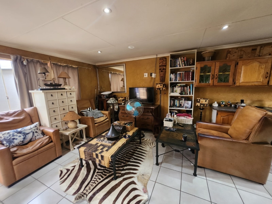 5 Bedroom Property for Sale in Dalpark Proper Gauteng