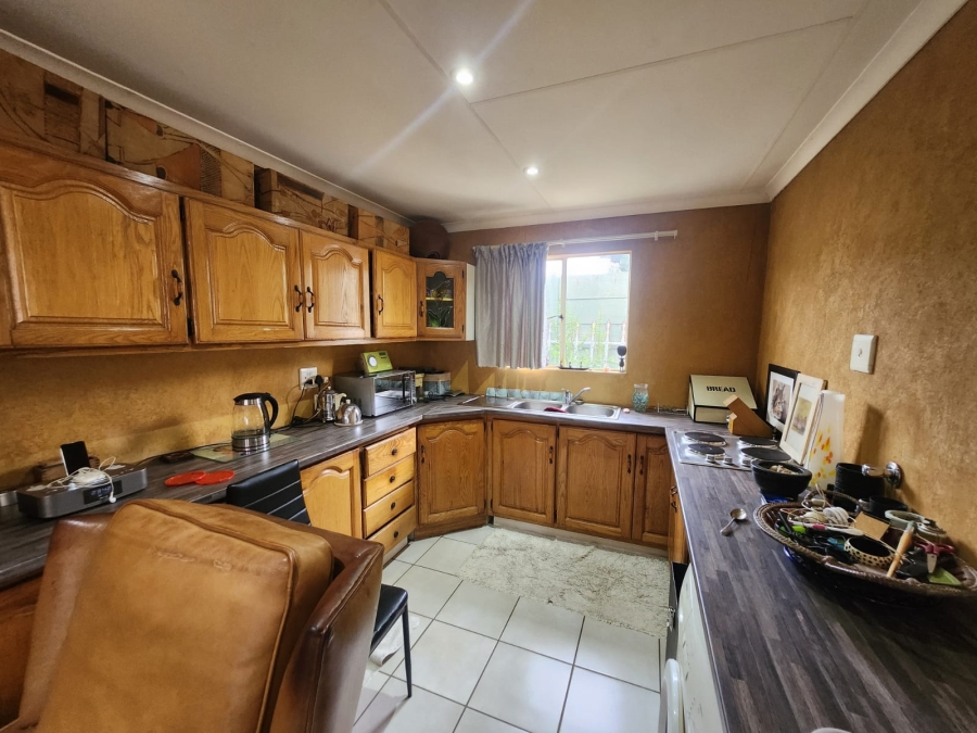 5 Bedroom Property for Sale in Dalpark Proper Gauteng