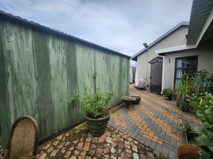 5 Bedroom Property for Sale in Dalpark Proper Gauteng