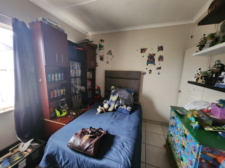 5 Bedroom Property for Sale in Dalpark Proper Gauteng