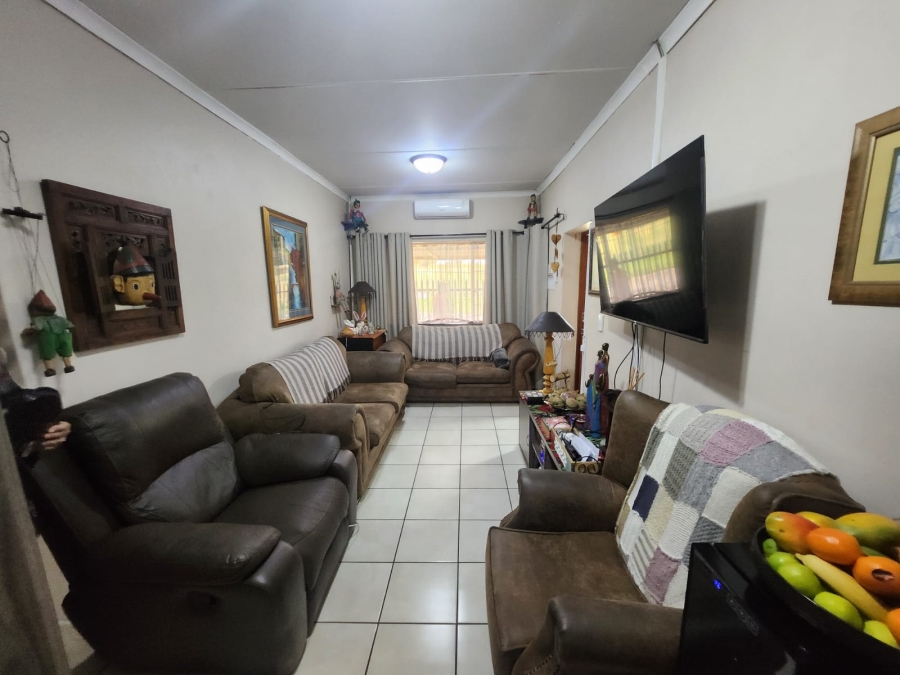 5 Bedroom Property for Sale in Dalpark Proper Gauteng