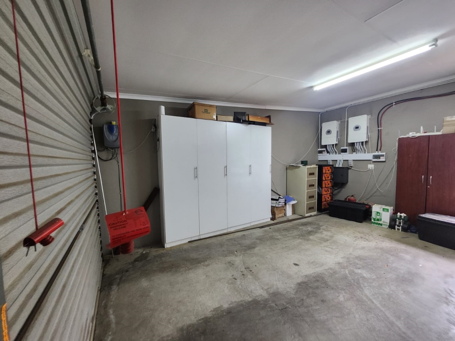 5 Bedroom Property for Sale in Dalpark Proper Gauteng