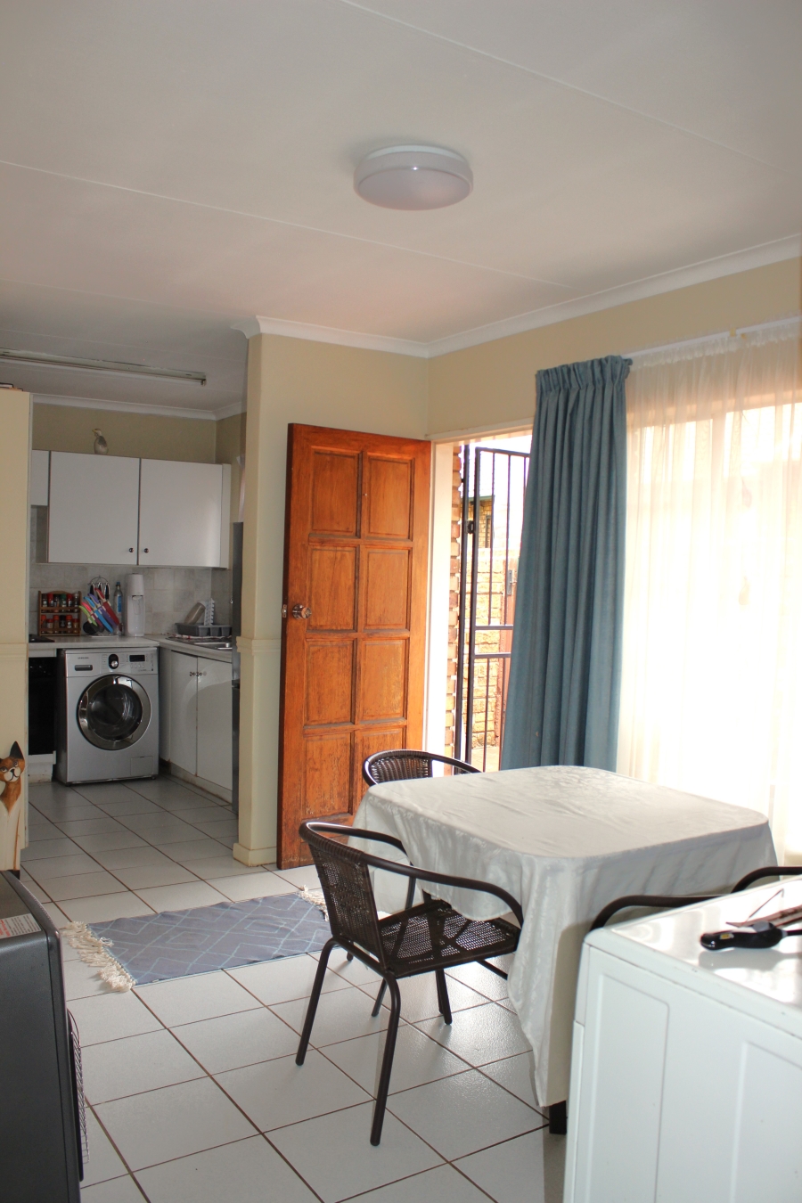 2 Bedroom Property for Sale in Rooihuiskraal North Gauteng