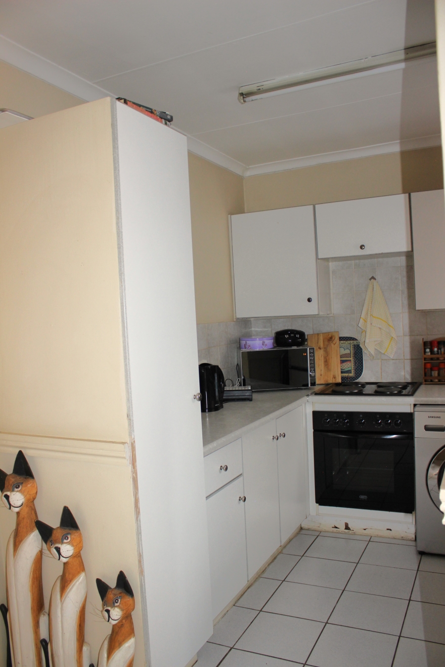 2 Bedroom Property for Sale in Rooihuiskraal North Gauteng