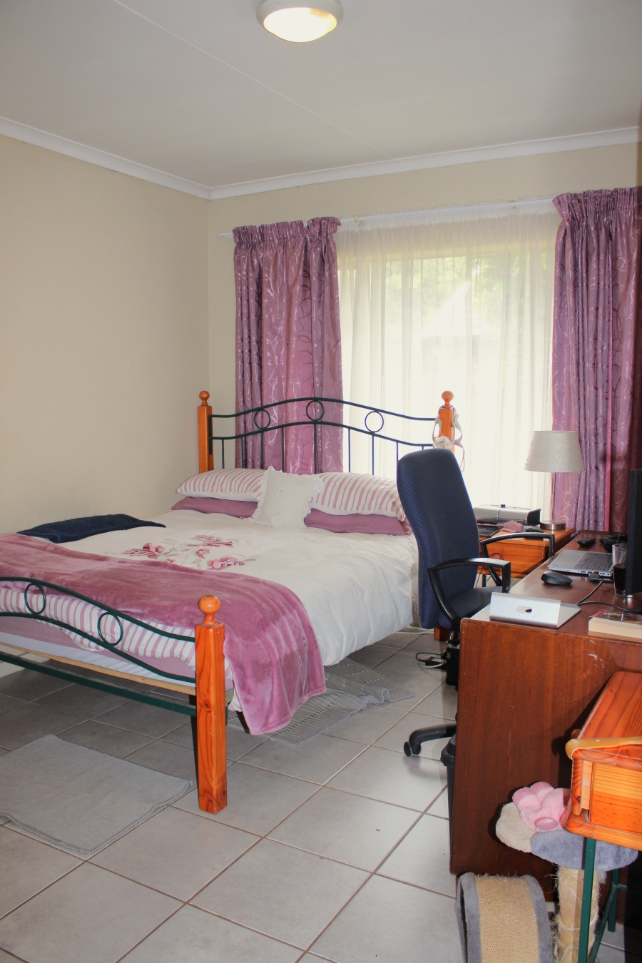 2 Bedroom Property for Sale in Rooihuiskraal North Gauteng