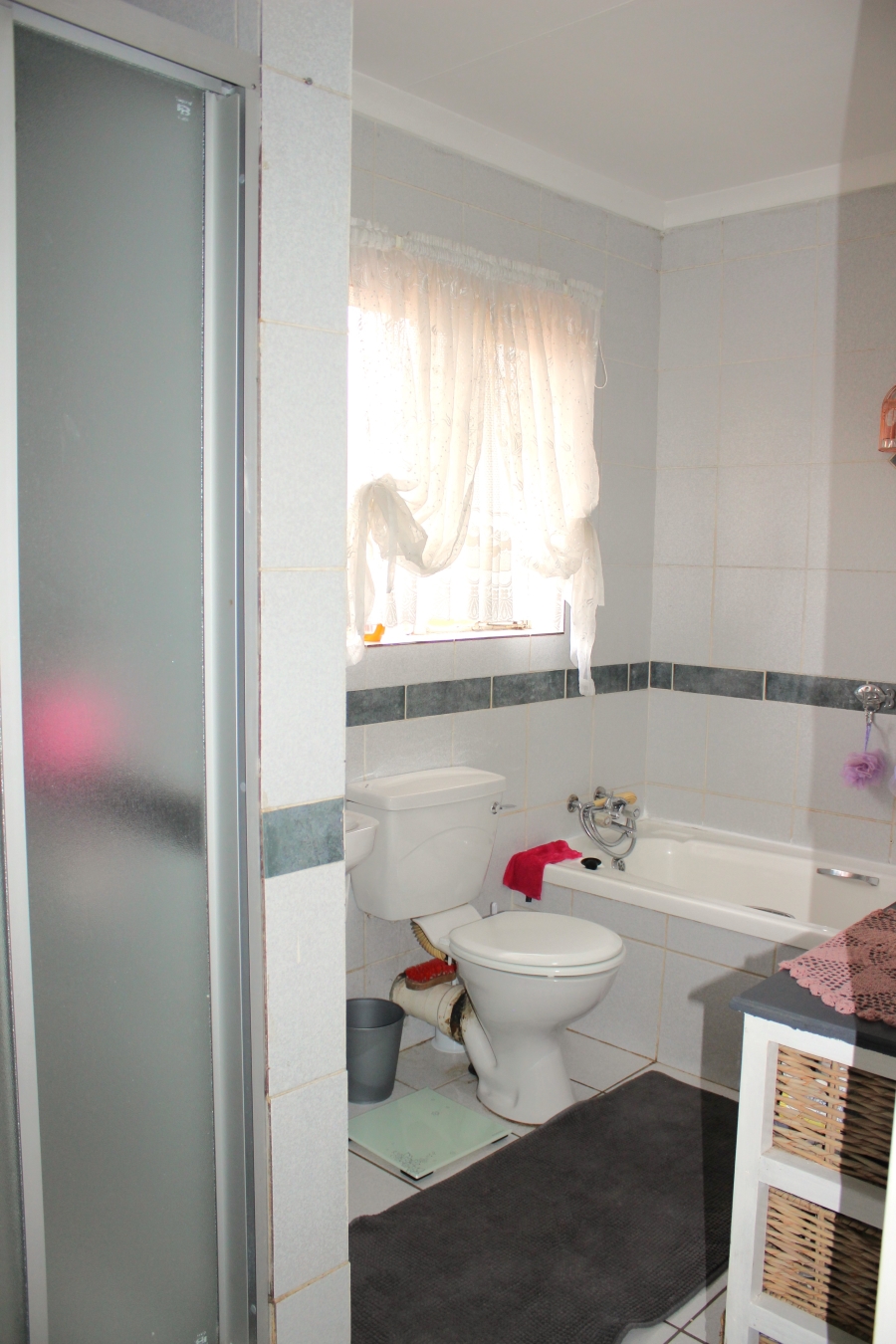 2 Bedroom Property for Sale in Rooihuiskraal North Gauteng