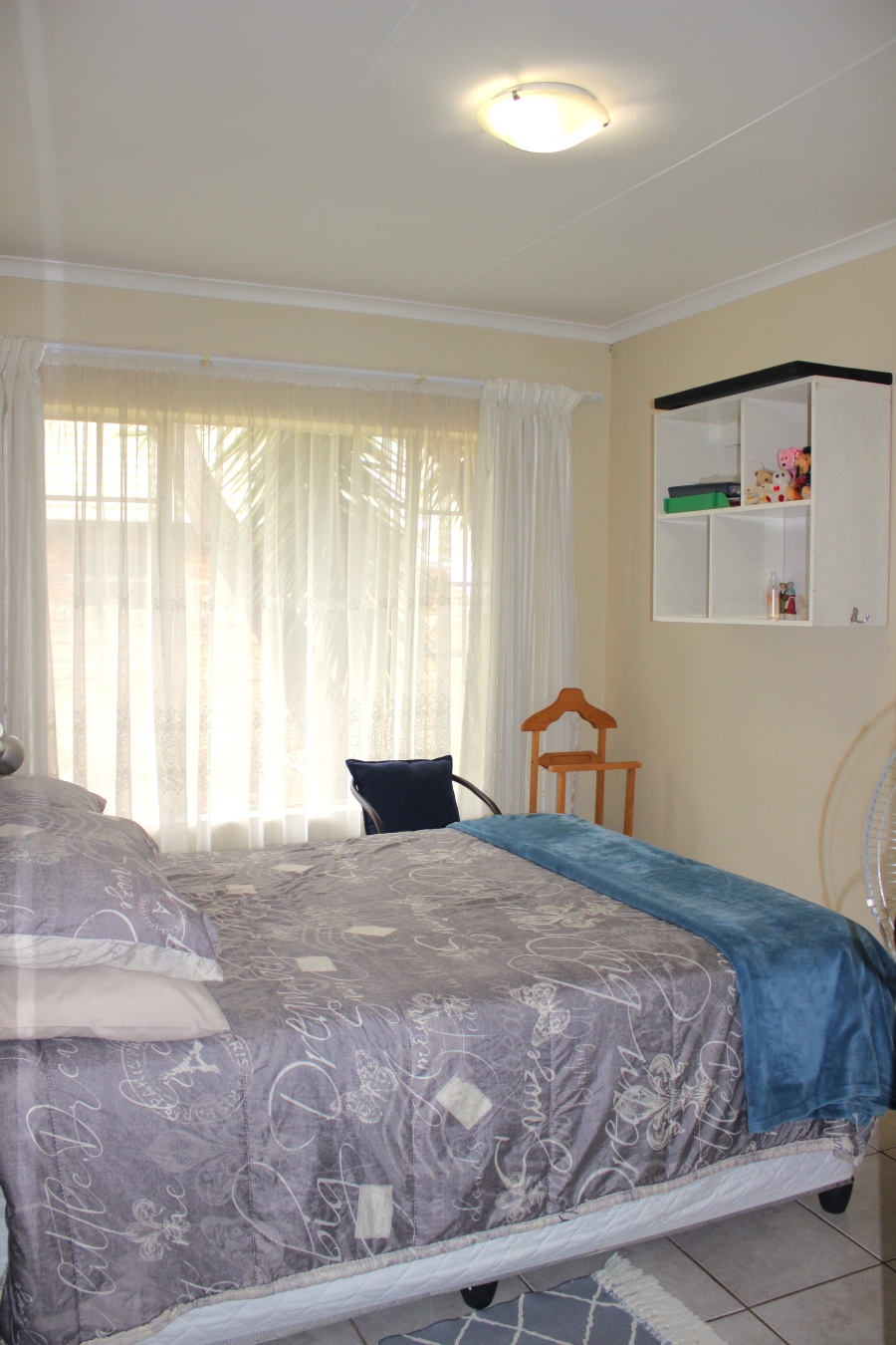 2 Bedroom Property for Sale in Rooihuiskraal North Gauteng