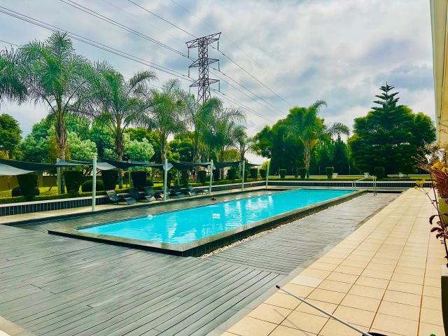 2 Bedroom Property for Sale in Broadacres Gauteng