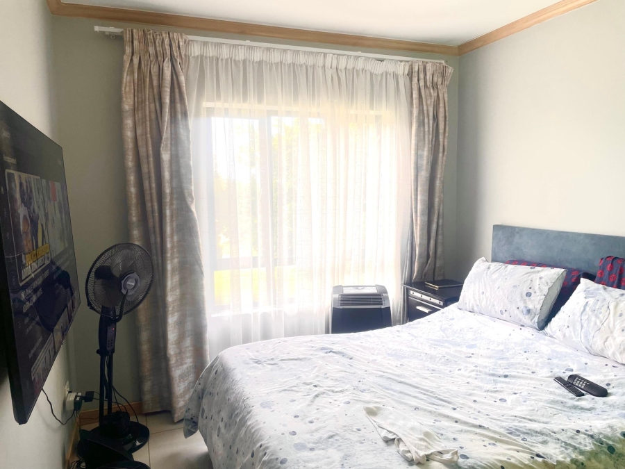 2 Bedroom Property for Sale in Broadacres Gauteng