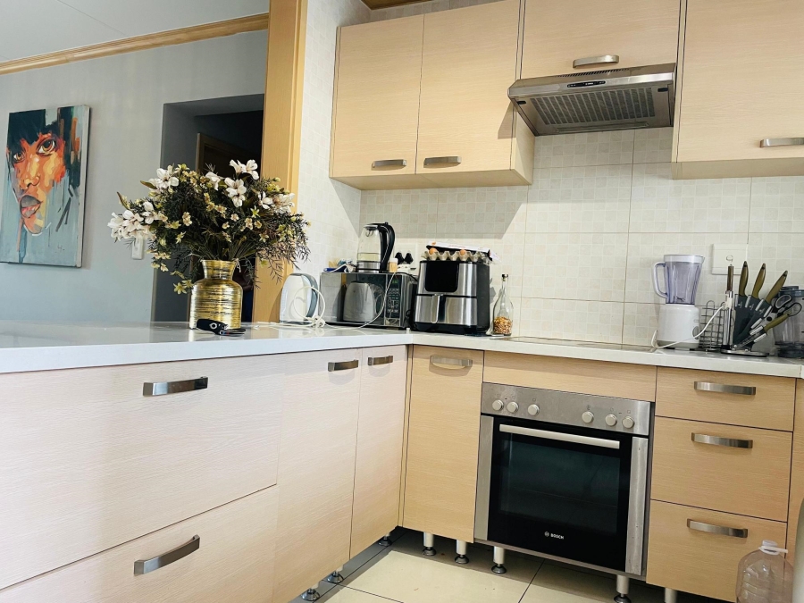 2 Bedroom Property for Sale in Broadacres Gauteng