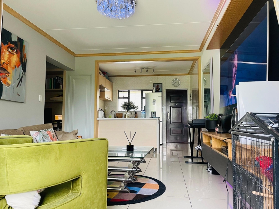 2 Bedroom Property for Sale in Broadacres Gauteng