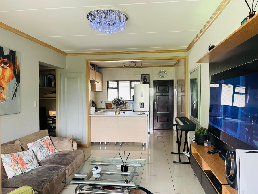 2 Bedroom Property for Sale in Broadacres Gauteng