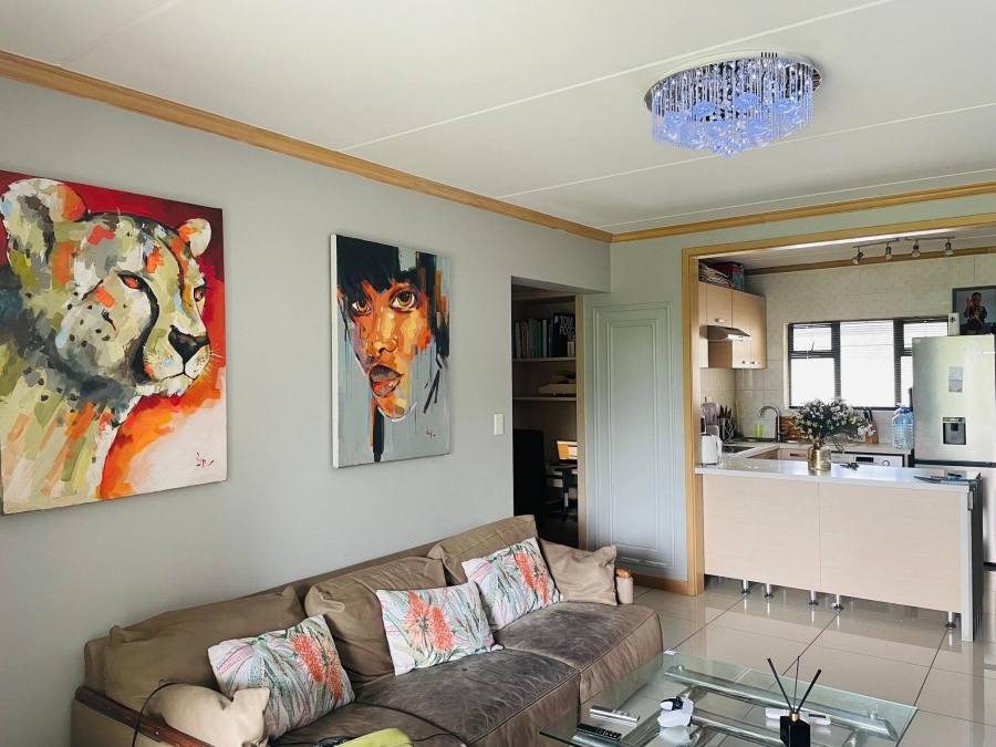 2 Bedroom Property for Sale in Broadacres Gauteng