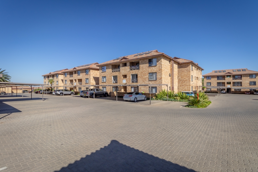 3 Bedroom Property for Sale in Honeydew Gauteng