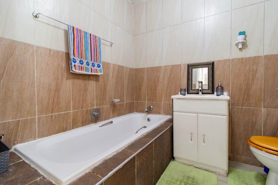 2 Bedroom Property for Sale in Winchester Hills Gauteng