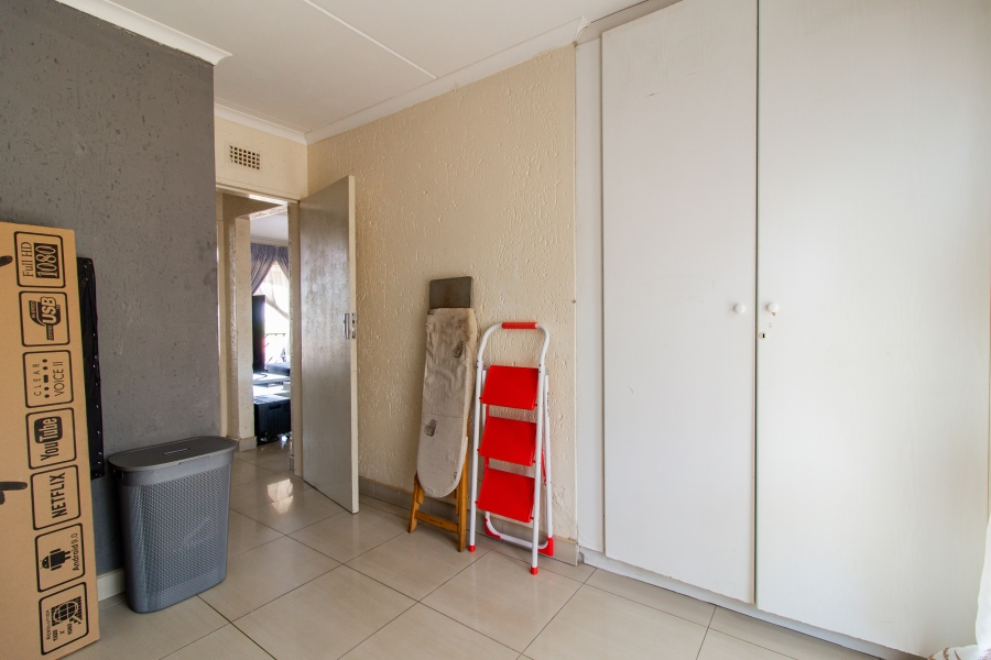 2 Bedroom Property for Sale in Winchester Hills Gauteng