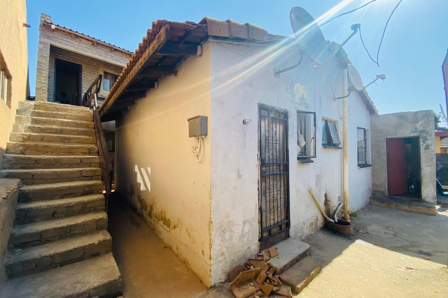 11 Bedroom Property for Sale in Temba Gauteng