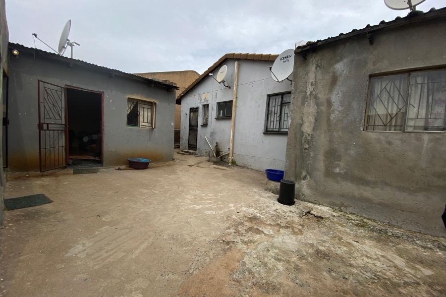 11 Bedroom Property for Sale in Temba Gauteng