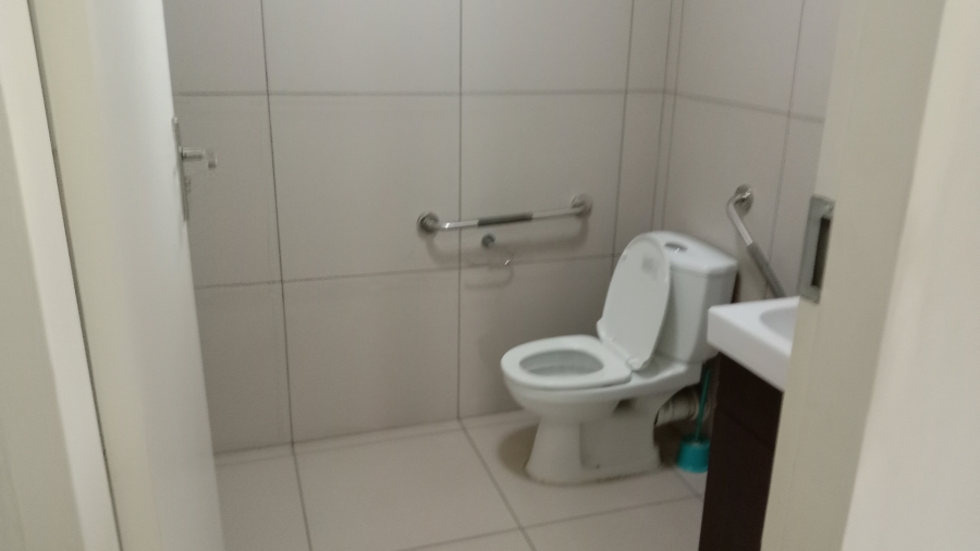 1 Bedroom Property for Sale in Lilianton Gauteng