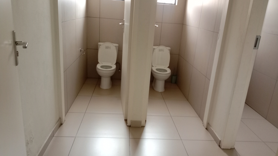 1 Bedroom Property for Sale in Lilianton Gauteng
