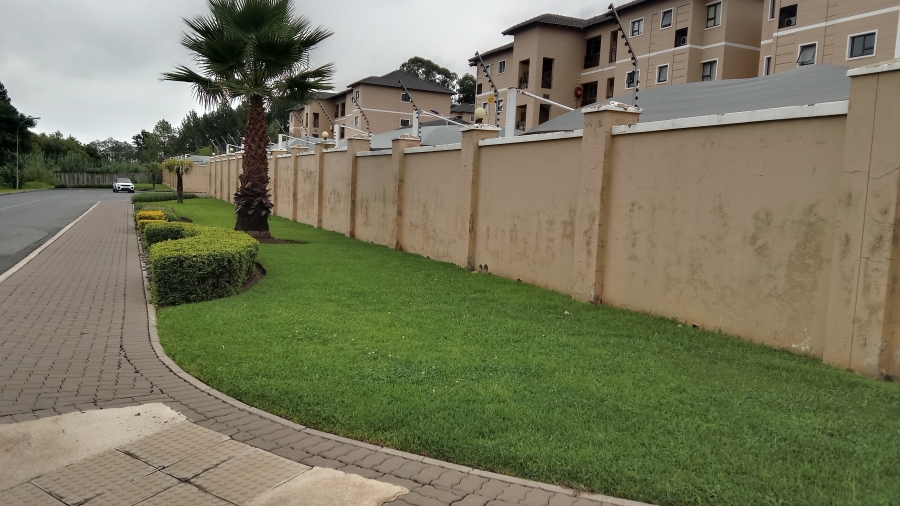 1 Bedroom Property for Sale in Lilianton Gauteng