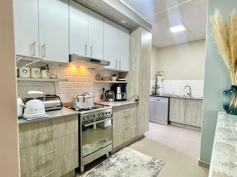 To Let 4 Bedroom Property for Rent in Kyalami Gauteng