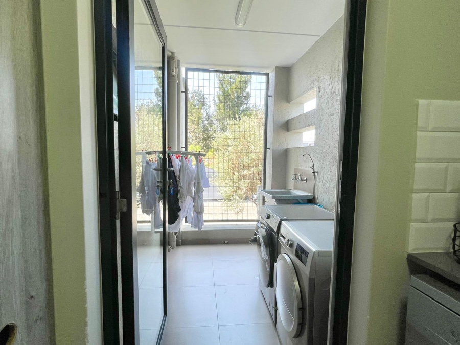 To Let 4 Bedroom Property for Rent in Kyalami Gauteng
