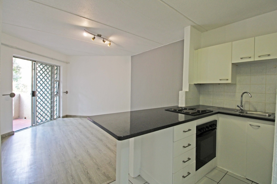 To Let 1 Bedroom Property for Rent in Bryanston Gauteng